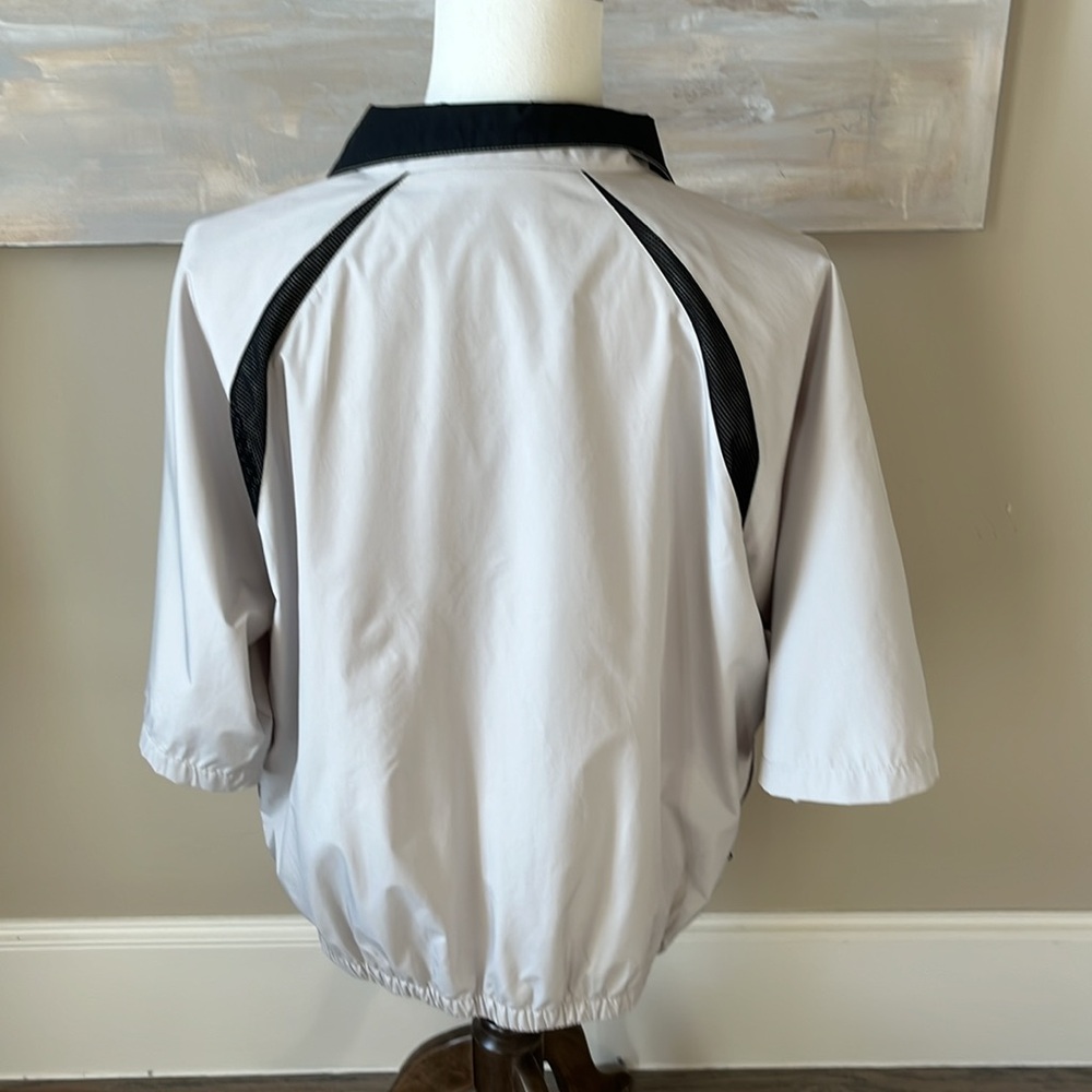 Izod X.F.G. light tan pullover windbreaker - Picture 5 of 13